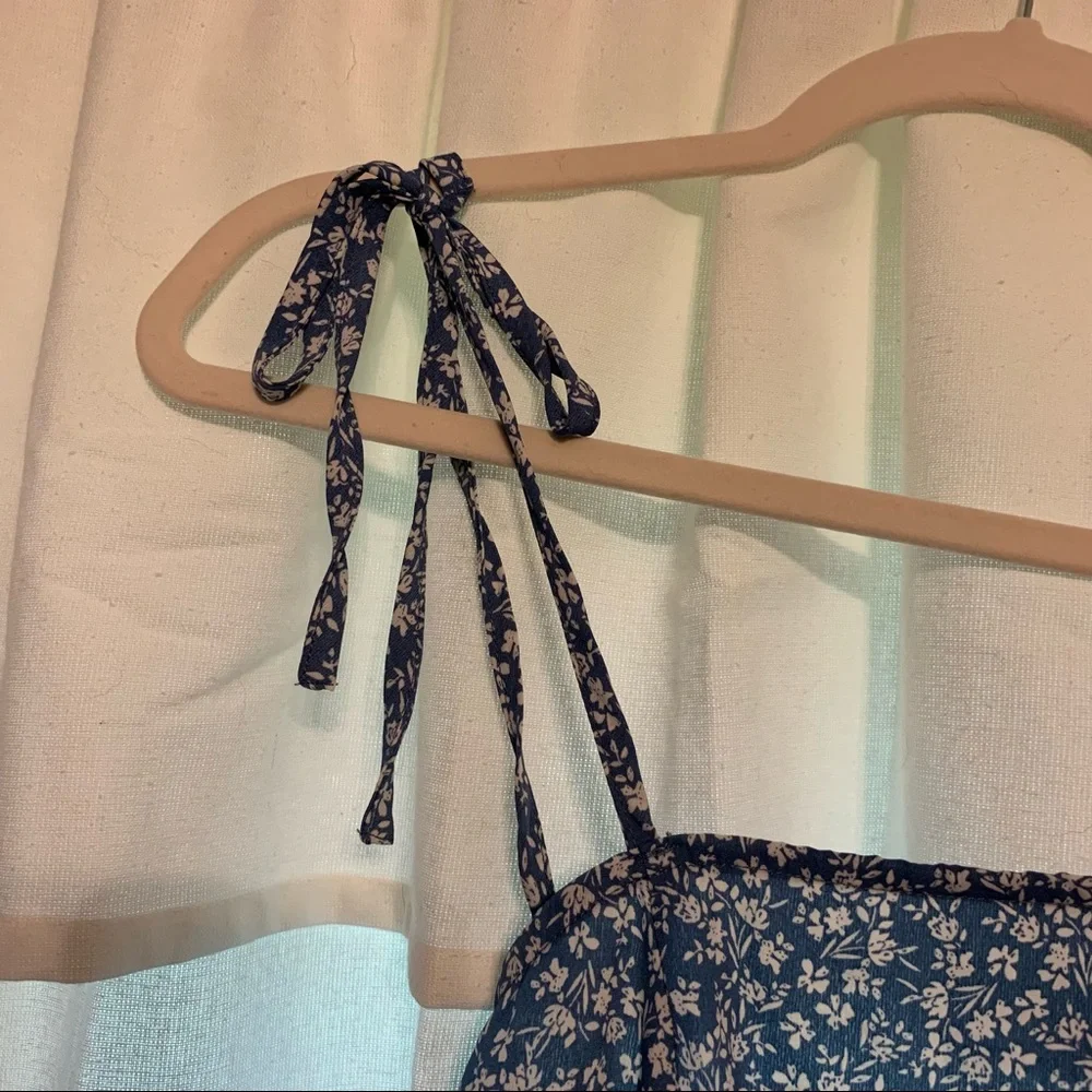 Blue flower dress size small - Picture 3 of 5